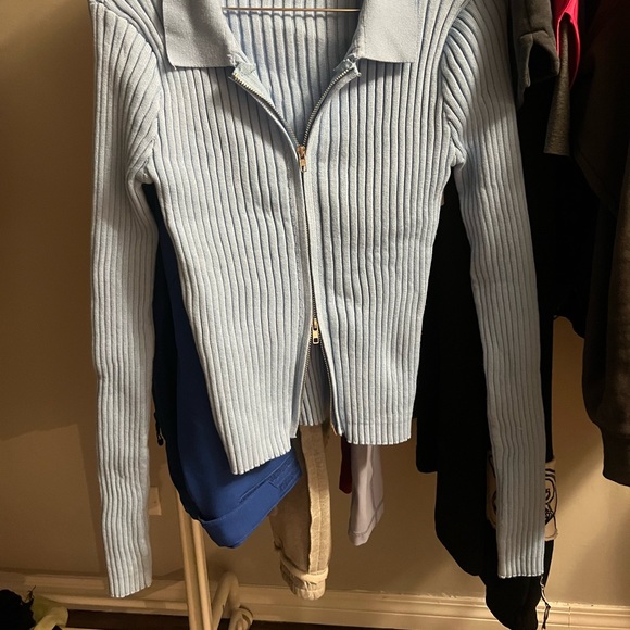 💜$35💜 LAST CHANCE!!! Knit shirt on sale! - Picture 2 of 3